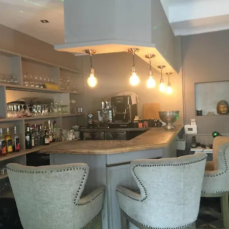 Les 2 Grives - Restaurant Hotel 2*