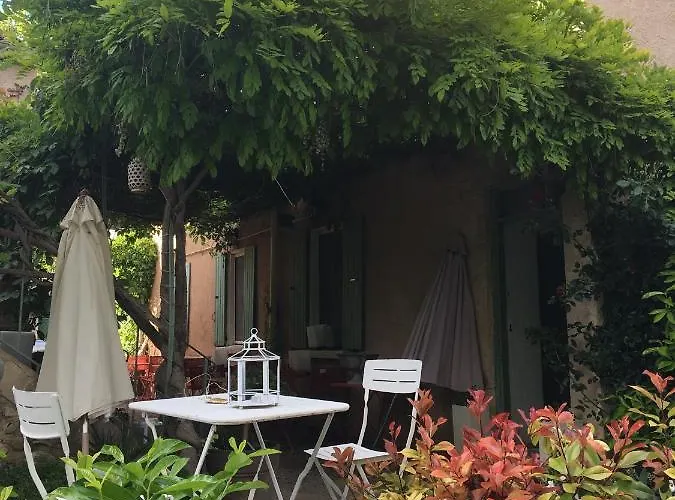 Les 2 Grives - Restaurant Hotel Bras-d'Asse